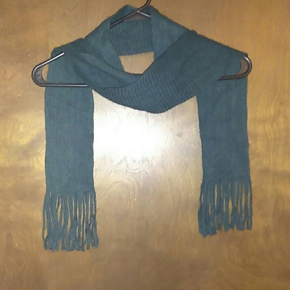 Scarf - Picture 3 of 3